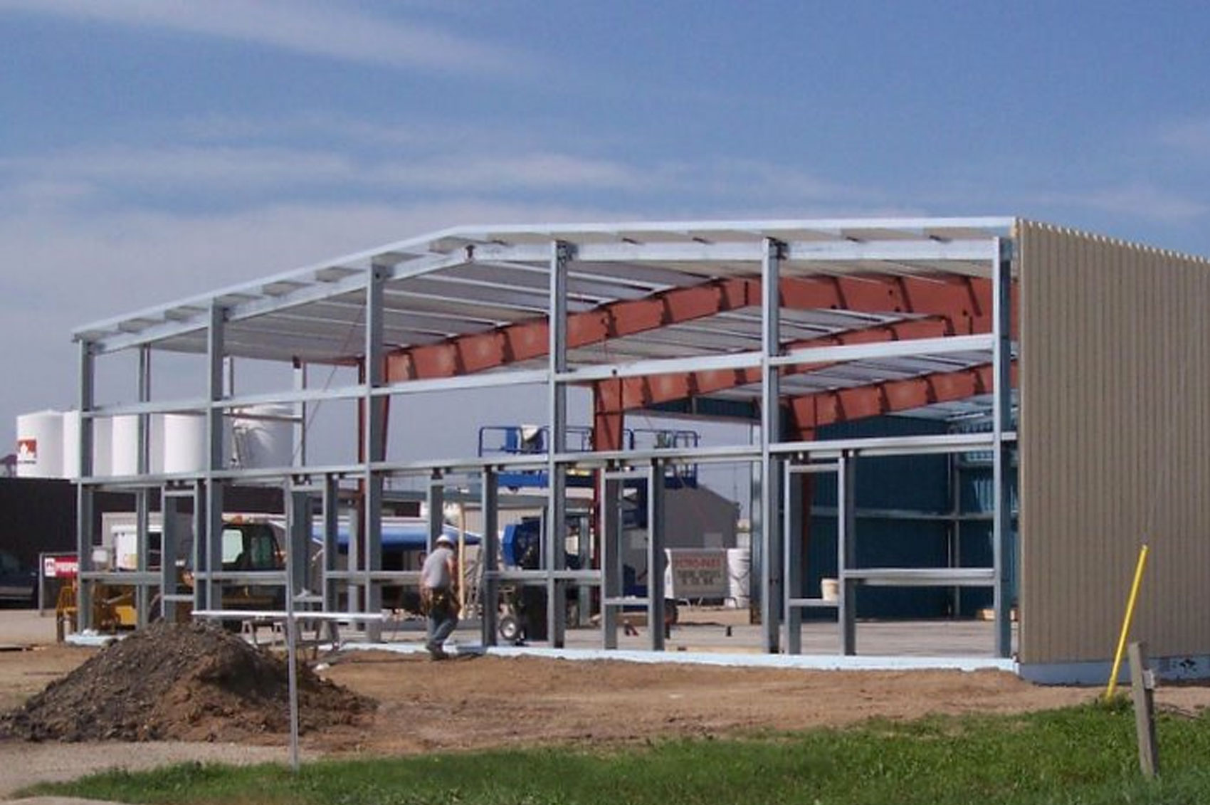 Structural & Pre-engineered Steel Construction - Jelcan Inc.